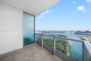 900 Biscayne Blvd, Miami, FL 33132 - Photo 25