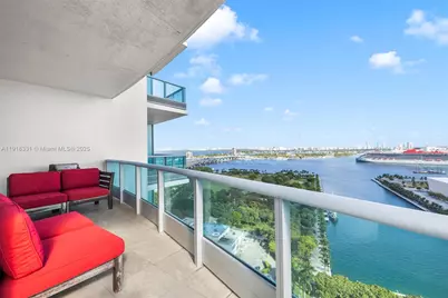 900 Biscayne Blvd #2401, Miami, FL 33132 - Photo 1