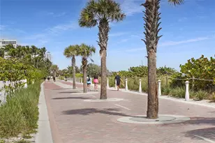 5101 Collins Ave, Miami Beach, FL 33140 - Photo 9