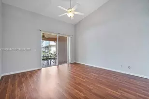 2437 S Coral Trace Cir, Delray Beach, FL 33445 - Photo 15