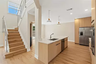 11032 NW 48th Ln, Doral, FL 33178 - Photo 7