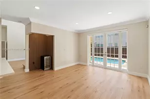 11032 NW 48th Ln, Doral, FL 33178 - Photo 13