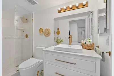 3500 Mystic Pointe Dr #1804, Aventura, FL 33180 - Photo 13