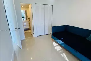 20335 W Country Club Dr, Aventura, FL 33180 - Photo 23