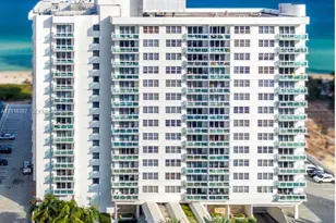 6917 Collins Ave, Miami Beach, FL 33141 - Photo 19