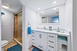 5420 N Ocean Dr, Singer Island, FL 33404 - Photo 11