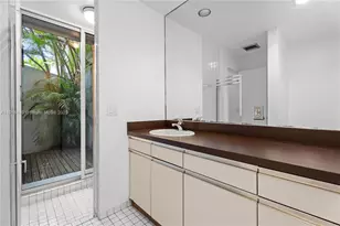 2475 S Bayshore Dr, Miami, FL 33133 - Photo 33