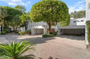 2475 S Bayshore Dr, Miami, FL 33133 - Photo 37