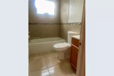 6510 Garfield St, Hollywood, FL 33024 - Photo 7