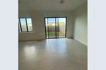 18975 SW 345th Ter #18975, Homestead, FL 33034 - Photo 7