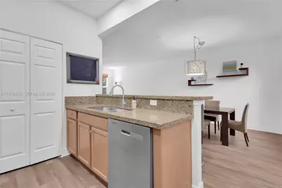 1516 SW 147th Ave, Pembroke Pines, FL 33027 - Photo 7