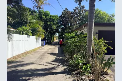 3149 Hollywood Blvd, Hollywood, FL 33021 - Photo 3