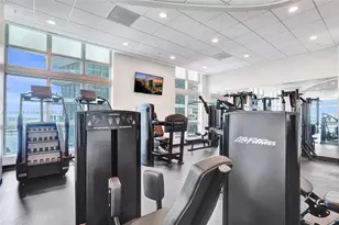 300 S Biscayne Blvd, Miami, FL 33131 - Photo 31