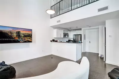 300 S Biscayne Blvd #L-1206, Miami, FL 33131 - Photo 7