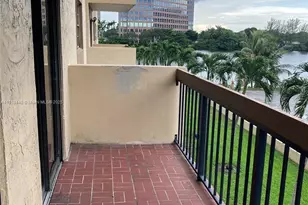 5249 NW 7th St, Miami, FL 33126 - Photo 19