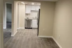 5249 NW 7th St, Miami, FL 33126 - Photo 5