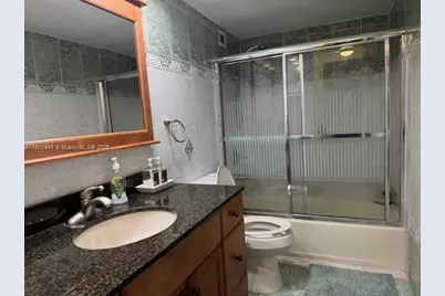 5401 Collins Ave #814, Miami Beach, FL 33140 - Photo 33