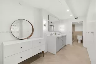 605 Ocean Dr, Key Biscayne, FL 33149 - Photo 23