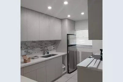 4111 Stirling Rd #102, Dania Beach, FL 33314 - Photo 7