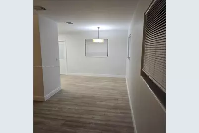 122 Northwest Blvd #B, Miami, FL 33126 - Photo 5