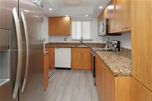 580 Egret Dr, Hallandale Beach, FL 33009 - Photo 11