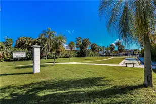 580 Egret Dr, Hallandale Beach, FL 33009 - Photo 23