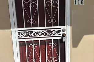 1501 NE 191st St, Miami, FL 33179 - Photo 3