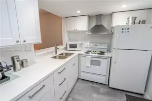 9150 Lime Bay Blvd, Tamarac, FL 33321 - Photo 11