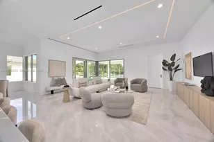 9790 SW 62nd St, Miami, FL 33173 - Photo 11