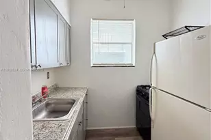 900 Jefferson Ave, Miami Beach, FL 33139 - Photo 9