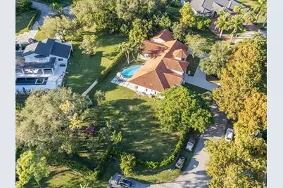 18326 SW 83rd Pl, Palmetto Bay, FL 33157 - Photo 1