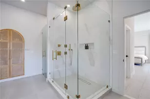 18326 SW 83rd Pl, Palmetto Bay, FL 33157 - Photo 37