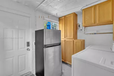 1285 NE 103rd St, Miami Shores, FL 33138 - Photo 27