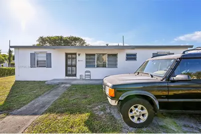 15900 NW 27th Ct, Miami Gardens, FL 33054 - Photo 23