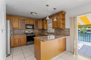 15504 Sharpecroft Dr, Miami Lakes, FL 33014 - Photo 27