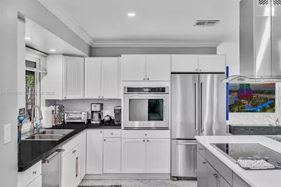 2191 SW 27th Ln, Fort Lauderdale, FL 33312 - Photo 1