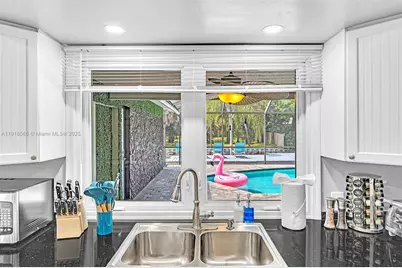 2191 SW 27th Ln, Fort Lauderdale, FL 33312 - Photo 37