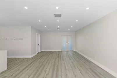832 NW 171st Ter, Miami Gardens, FL 33169 - Photo 7