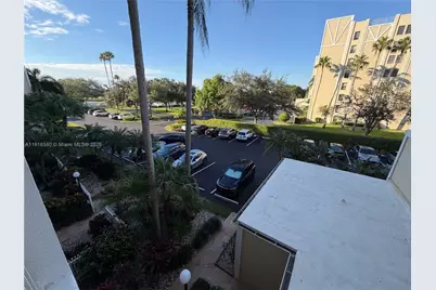 7290 Kinghurst Dr #306, Delray Beach, FL 33446 - Photo 15