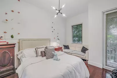 641 Santander Ave #3, Coral Gables, FL 33134 - Photo 25