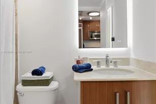10275 Collins Ave, Bal Harbour, FL 33154 - Photo 23