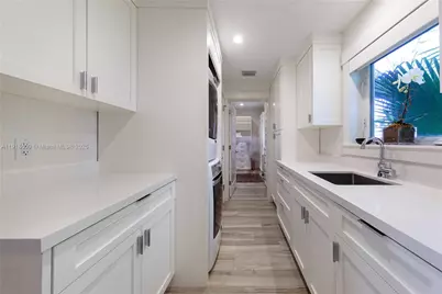 22 South Island Dr, Key Largo, FL 33037 - Photo 11