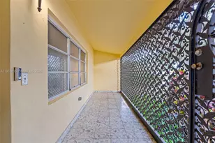 341 NW 147th St, Miami, FL 33168 - Photo 5