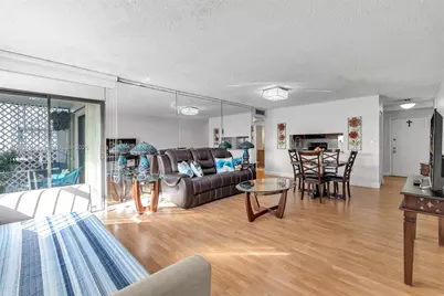 401 NW 107th Ave #107, Miami, FL 33172 - Photo 9