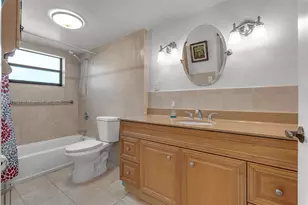 401 NW 107th Ave, Miami, FL 33172 - Photo 19