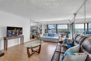 401 NW 107th Ave, Miami, FL 33172 - Photo 11