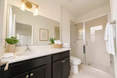 20661 NE 2nd Ct, Miami, FL 33179 - Photo 9