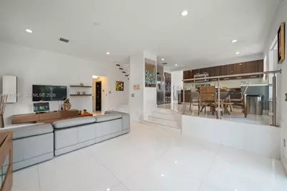 10794 NW 70th St, Doral, FL 33178 - Photo 19