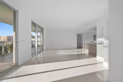 1150 101st St #402, Bay Harbor Islands, FL 33154 - Photo 9