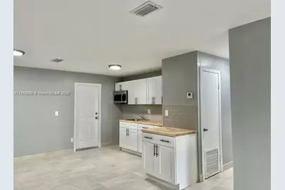 1436 NW 24th Ter, Fort Lauderdale, FL 33311 - Photo 19